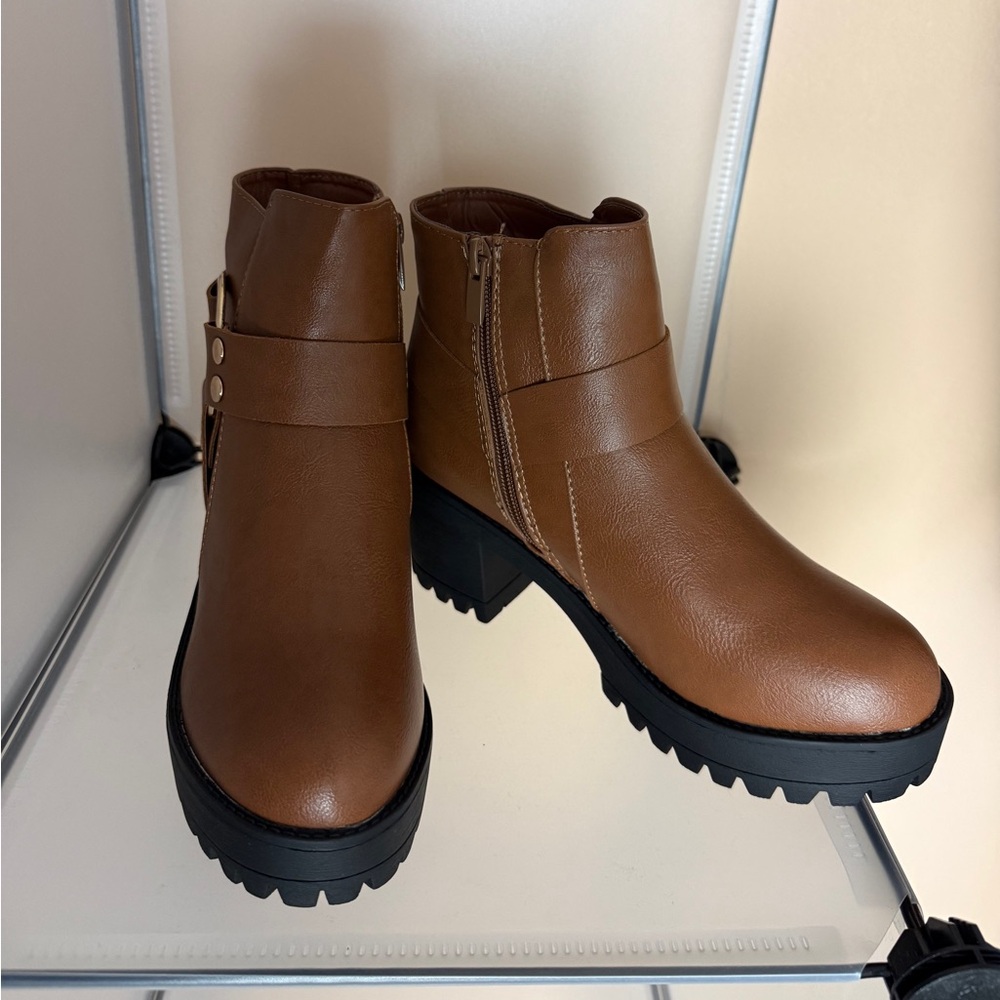 Women's Brown Chunky Heel Combat Ankle Boots Size 9 NWT - Picture 7 of 9